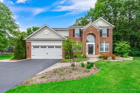 1228 Meade Ct, Lindenhurst, IL 60046