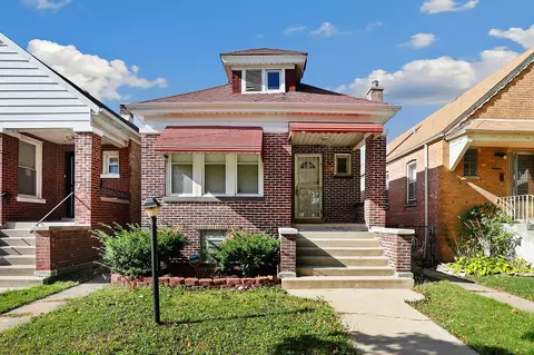 8810 S Racine Ave, Chicago, IL 60620
