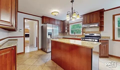 Kitchen - 2745 Covert Rd, Glenview, IL 60025 photo 1 of 6