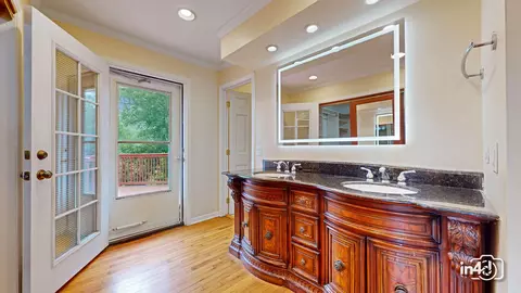 Bath - 2745 Covert Rd, Glenview, IL 60025 photo 4 of 7