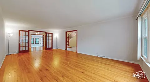 Living - 2745 Covert Rd, Glenview, IL 60025 photo 2 of 6