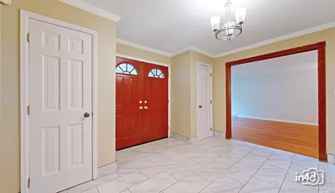 Entry Way - 2745 Covert Rd, Glenview, IL 60025 photo 2 of 2
