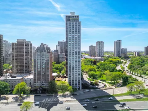 1550 N Lake Shore Dr #25C, Chicago, IL 60610