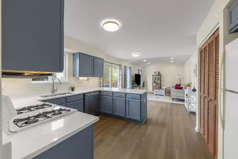 Kitchen - 2703 Snowmass Ct, Plainfield, IL 60586 photo 2 of 3