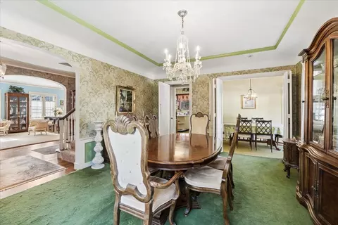 Dining - 935 Monroe Ave, River Forest, IL 60305 photo 2 of 3