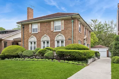 Exterior - 935 Monroe Ave, River Forest, IL 60305 photo 2 of 5