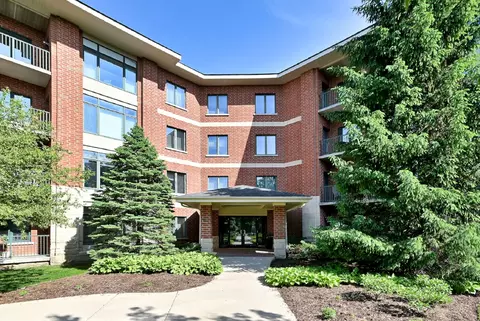 855 E 22nd St #313, Lombard, IL 60148