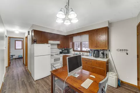 Kitchen - 463 Orchard Ln, Beecher, IL 60401 photo 2 of 4