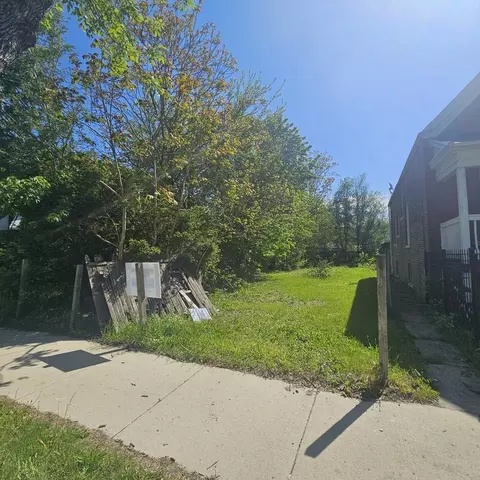 6423 S Hermitage Ave, Chicago, IL 60636
