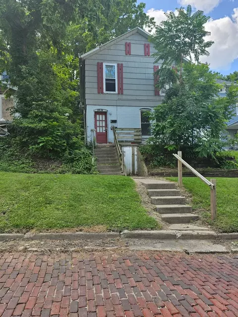 2824 8th Ave, Rock Island, IL 61201