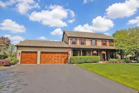 3 N Richmond Ct, Lake Zurich, IL 60047