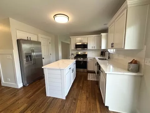 Kitchen - 508 Ramsden Rd, Plano, IL 60545 photo 2 of 5