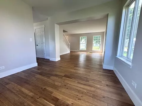Living - 508 Ramsden Rd, Plano, IL 60545 photo 2 of 4