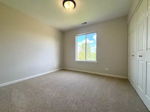 Bedroom - 508 Ramsden Rd, Plano, IL 60545 photo 2 of 3