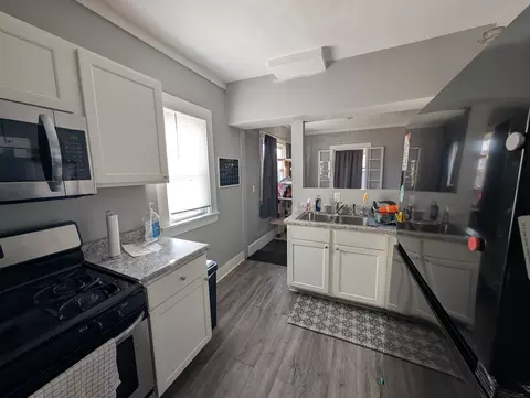 Kitchen - 1118 15th St, Moline, IL 61265 photo 1 of 1