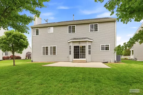 Exterior - 6102 Pheasant Ridge Dr, Plainfield, IL 60586 photo 2 of 6