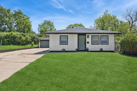 570 Andover St, Chicago Heights, IL 60411