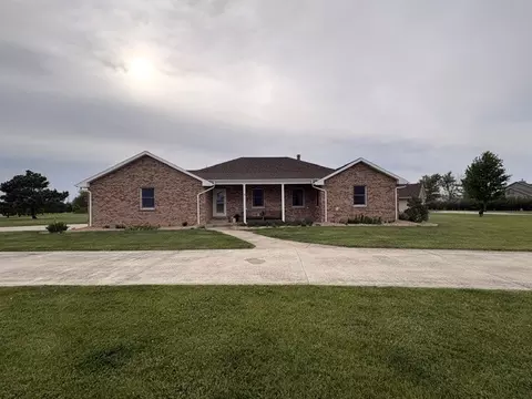31025 N 2400 East Rd, Dwight, IL 60420