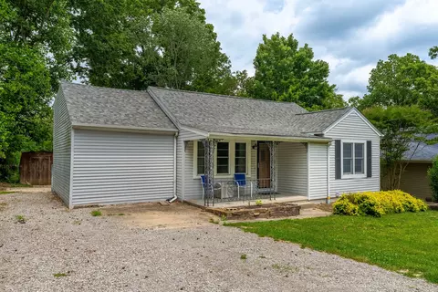 1010 W Jefferson St, Carbondale, IL 62901