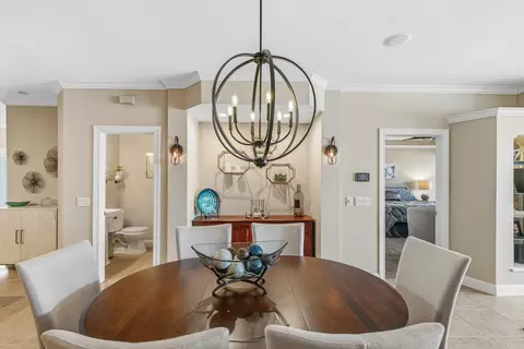 Dining - 19 Villa Dr, Hampton, IL 61256 photo 1 of 2