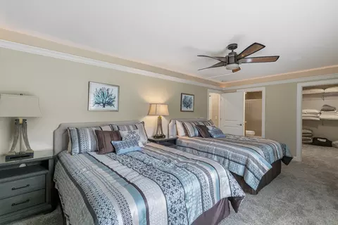 Bedroom - 19 Villa Dr, Hampton, IL 61256 photo 7 of 8