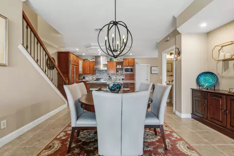 Dining - 19 Villa Dr, Hampton, IL 61256 photo 2 of 2