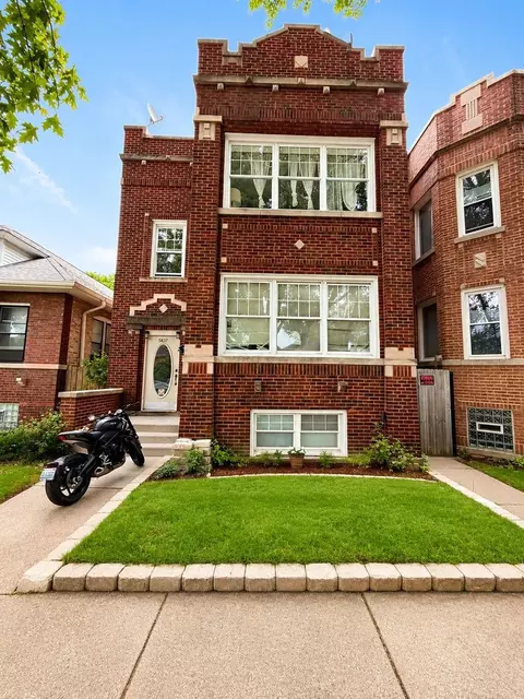5837 N Washtenaw Ave, Chicago, IL 60659