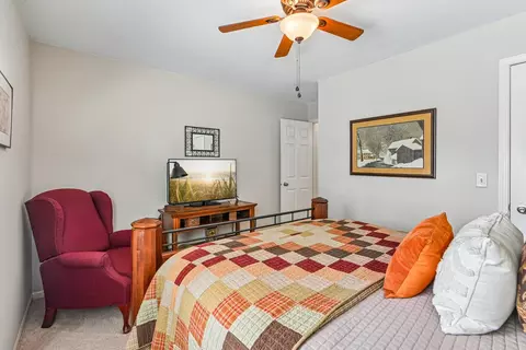 Bedroom - 1321 Orrington Ct, Wheeling, IL 60090 photo 2 of 6