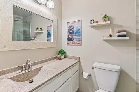 Bath - 1321 Orrington Ct, Wheeling, IL 60090 photo 1 of 4