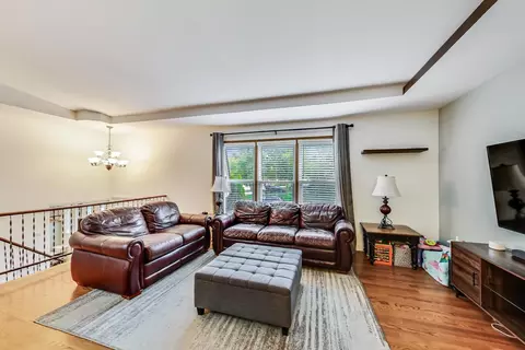 Living - 4010 N Firestone Dr, Hoffman Estates, IL 60192 photo 1 of 4