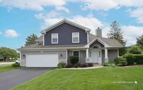 152 Millers Xing, Itasca, IL 60143