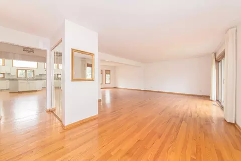 Living - 16 W731 89th Pl, Willowbrook, IL 60527 photo 1 of 6