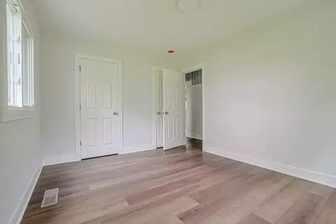 Bedroom - 15441 Albany Ave, Markham, IL 60428 photo 2 of 4