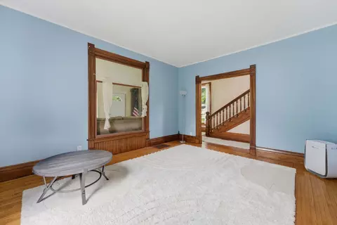 Living - 108 NE 5th Ave, Aledo, IL 61231 photo 2 of 4