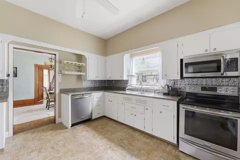 Kitchen - 108 NE 5th Ave, Aledo, IL 61231 photo 1 of 3