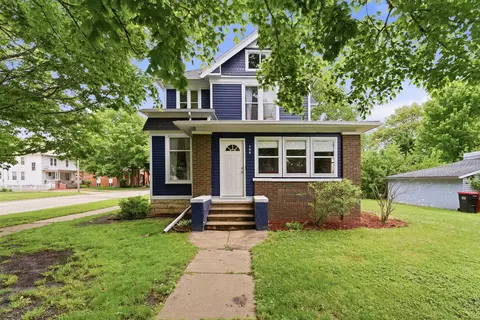 Exterior - 108 NE 5th Ave, Aledo, IL 61231 photo 9 of 9