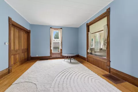Living - 108 NE 5th Ave, Aledo, IL 61231 photo 1 of 4
