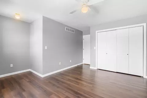 Bedroom - 3806 Bristlecone Dr, Springfield, IL 62712 photo 10 of 12