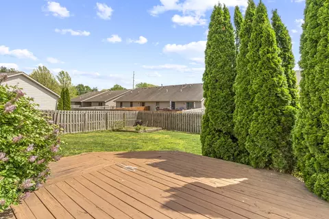 Exterior - 3806 Bristlecone Dr, Springfield, IL 62712 photo 5 of 5