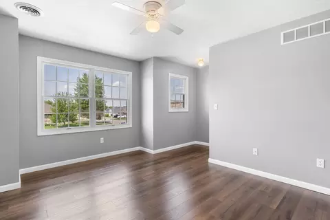 Bedroom - 3806 Bristlecone Dr, Springfield, IL 62712 photo 12 of 12