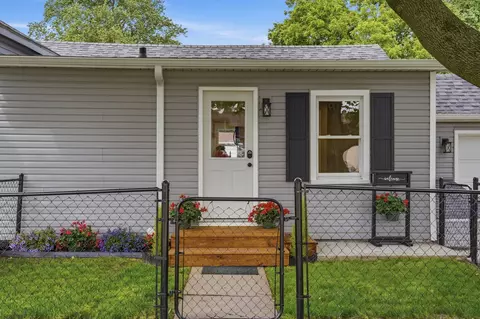 Other - 223 E 8th St, Dixon, IL 61021 photo 2 of 12