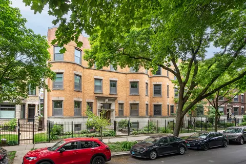 4336 N Kenmore Ave #2S, Chicago, IL 60613