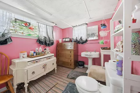 Bath - 15 E 155th St, Harvey, IL 60426 photo 6 of 7
