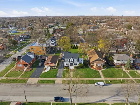 View/Area - 15 E 155th St, Harvey, IL 60426 photo 2 of 4