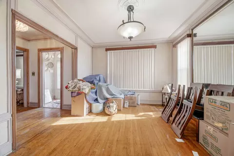 Dining - 15 E 155th St, Harvey, IL 60426 photo 1 of 2