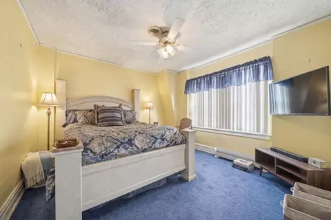 Bedroom - 15 E 155th St, Harvey, IL 60426 photo 4 of 6