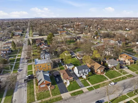 View/Area - 15 E 155th St, Harvey, IL 60426 photo 3 of 4