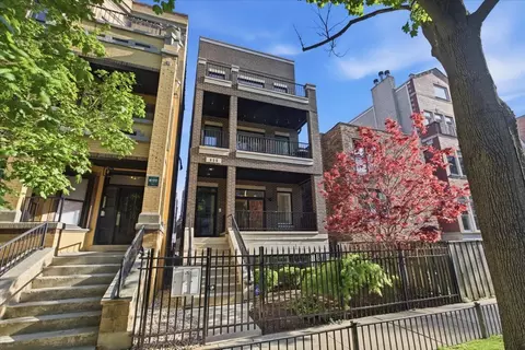 850 W Lill Ave #1, Chicago, IL 60614