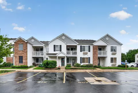 1628 Mcclure Rd, Aurora, IL 60505