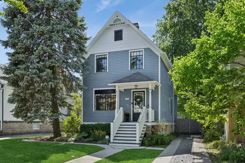 713 N Marion St, Oak Park, IL 60302